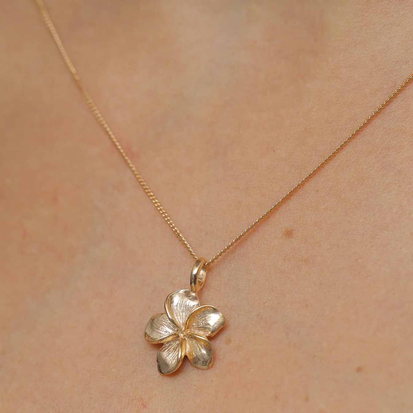 Elli "Halskette Frangipani Blüte< Roségold|Symbol-schmuck