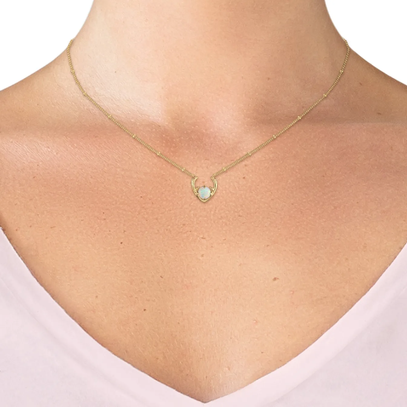 Elli "Halskette Hirsch | Opal (Weiß)< Letzte Chance|Halsketten