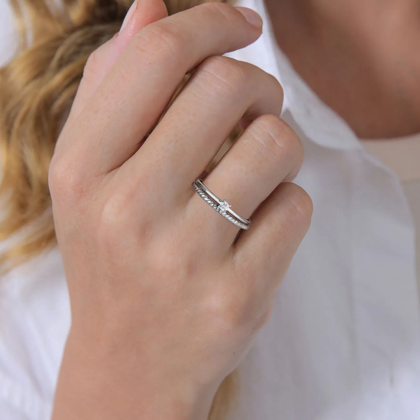 Elli "Solitär Ring-Set Twisted | Diamant (Weiß, 0.06 ct.)< Weissgold|Ringe